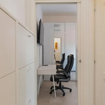 Apartamento Luxury Near Navigli Carlo D'adda 29 *