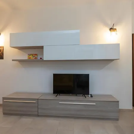 Apartamento Luxury Near Navigli Carlo D'adda 29 *